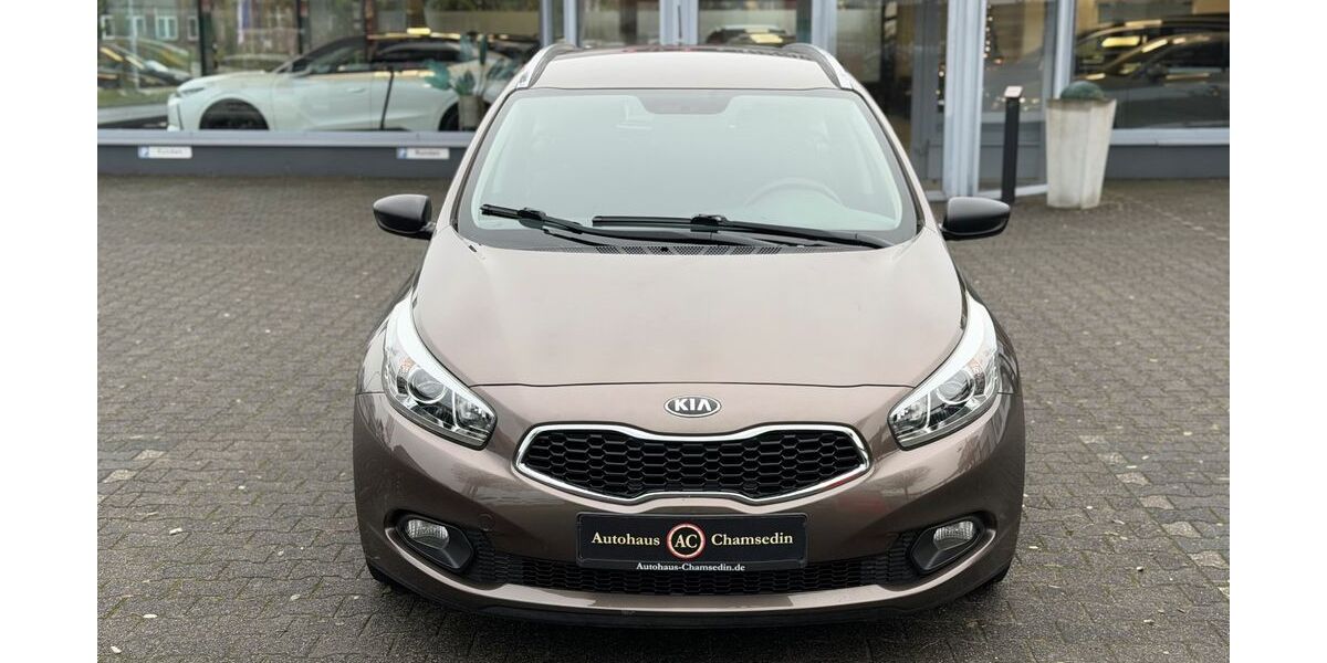 Kia ceed Sportswagon 90.338 km 7.599 &euro; Viersen 41748