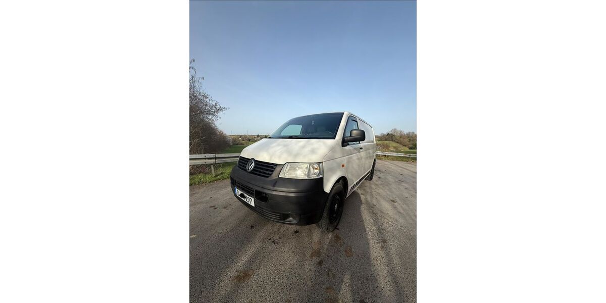 VW T5 Transporter 255.000 km 8.500 &euro; Düsseldorf 40629