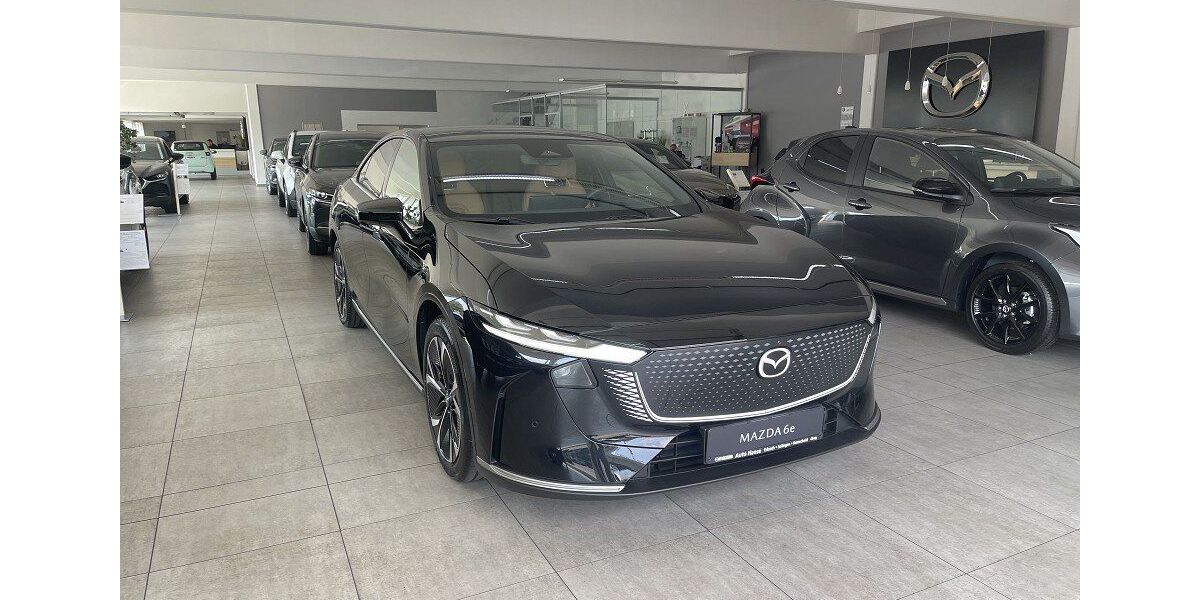 Mazda 6e 2.401 km 37.990 &euro; Remscheid 42855