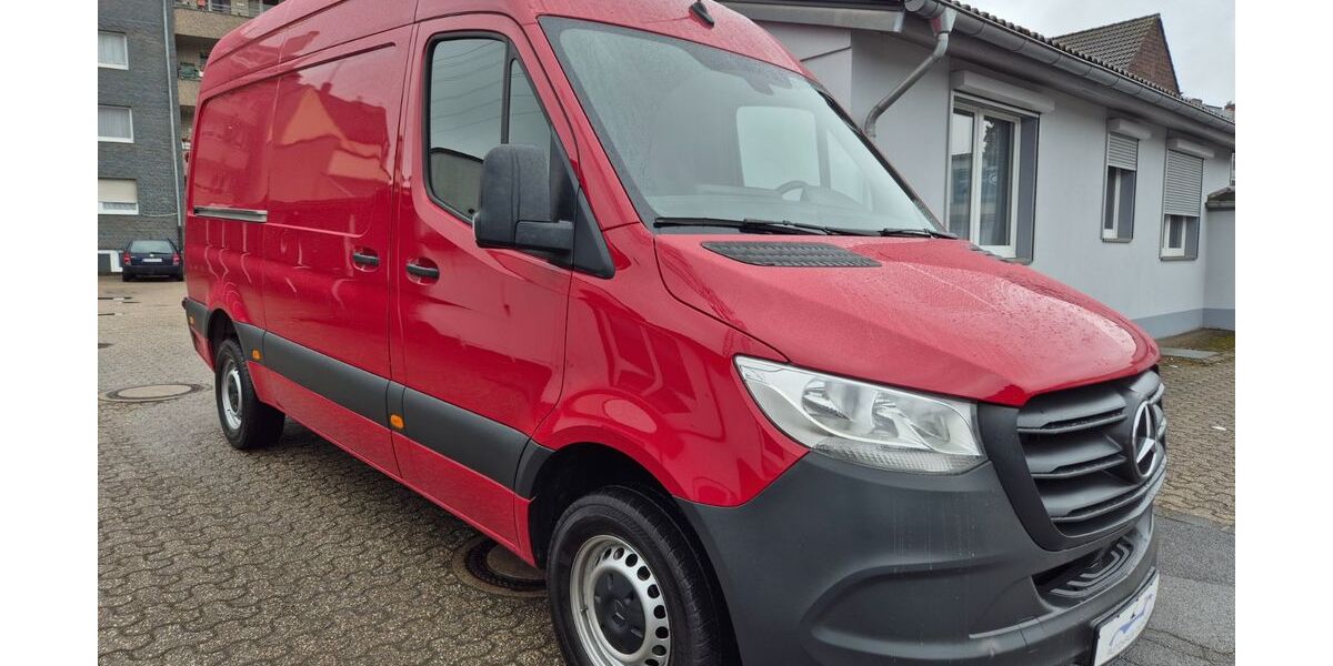Mercedes-Benz Sprinter 138.000 km 20.850 &euro; Düsseldorf 40591