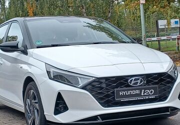 Hyundai i20 93.826 km 12.490 &euro; Duisburg 47269