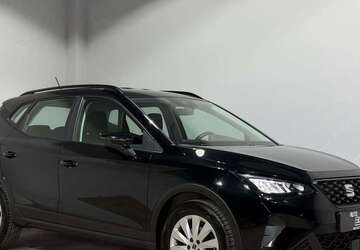Seat Arona 99.995 km 12.990 &euro; Mönchengladbach 41068