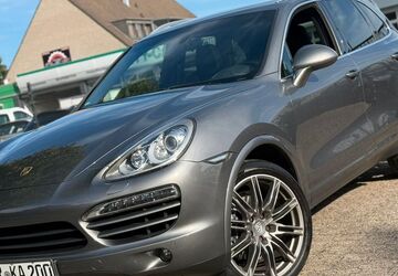 Porsche Cayenne 218.000 km 18.700 &euro; Krefeld 47805