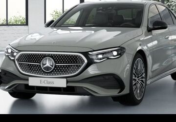Mercedes-Benz E 300 9.900 km 72.990 &euro; Düsseldorf 40470
