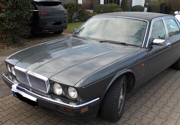 Jaguar XJ40 192.470 km 7.500 &euro; Düsseldorf 40549