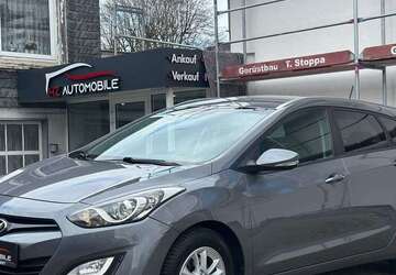 Hyundai i30 92.881 km 9.990 &euro; Velbert 42551