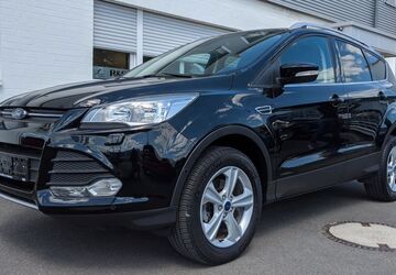 Ford Kuga 67.000 km 10.400 &euro; Solingen 42653