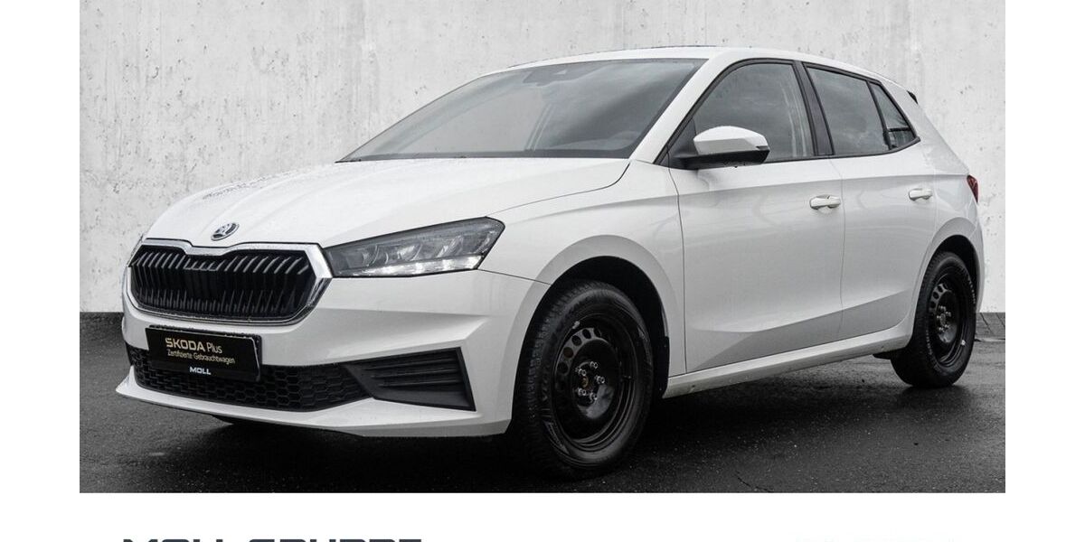 Skoda Fabia 67.204 km 12.880 &euro; Düsseldorf 40474