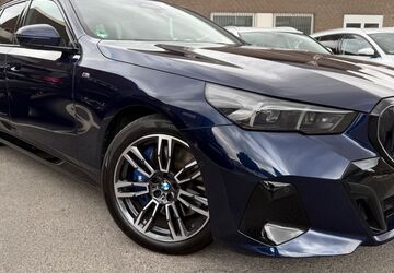 BMW 540 38.400 km 55.880 &euro; Düsseldorf 40549