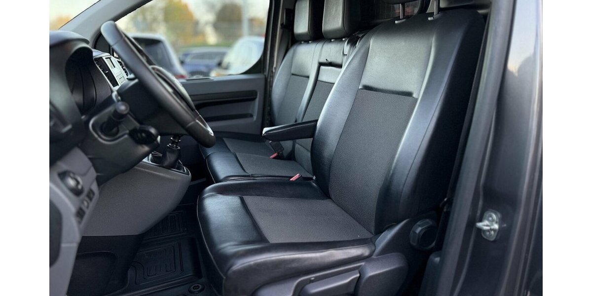 Toyota Proace Lang / Euro 6 / Klima / 3 Sitze / AHK 108.000 km 15.490 &euro; Mönchengladbach 41066