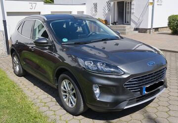 Ford Kuga 80.000 km 19.900 &euro; Düsseldorf 40474