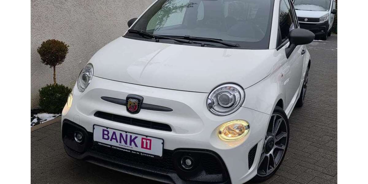 Abarth 695 15.280 km 25.998 &euro; Mönchengladbach 41063