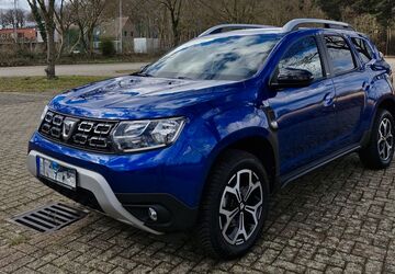 Dacia Duster 64.000 km 12.490 &euro; Duisburg 47239