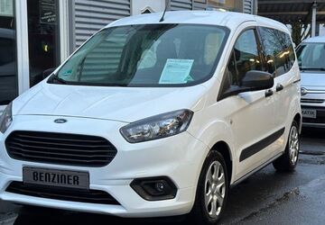 Ford Tourneo Courier 101.400 km 8.990 &euro; Krefeld 47809