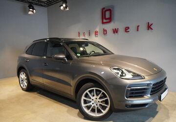 Porsche Cayenne 90.000 km 52.941 &euro; Duisburg 47228