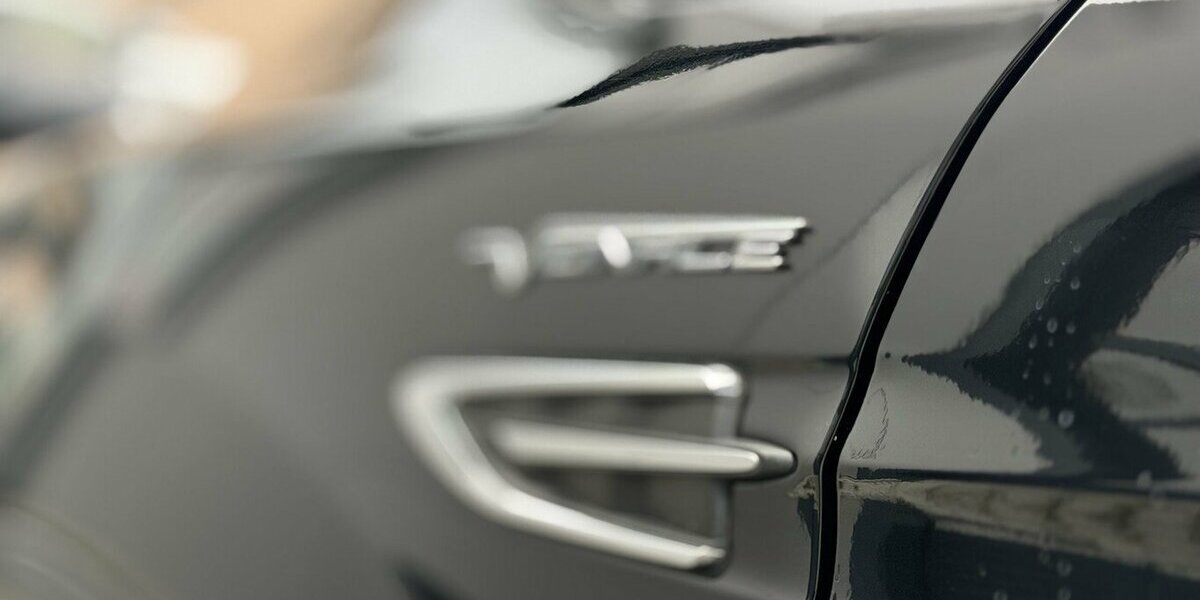 Ford Kuga Vignale / Panorama / Kamera / Keyless GO 34.000 km 22.900 &euro; Mönchengladbach 41066