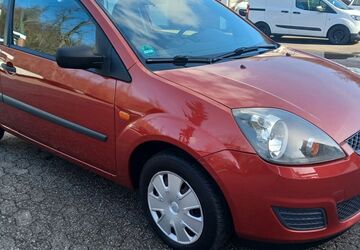 Ford Fiesta 26.700 km 3.290 &euro; Ratingen 40882