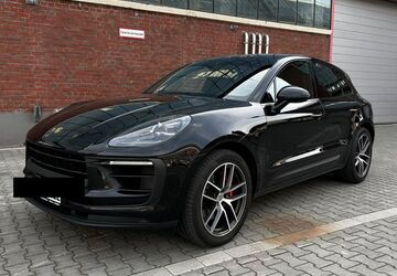 Porsche Macan 130.000 km 46.900 &euro; Düsseldorf 40549