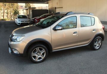 Dacia Sandero 67.000 km 8.990 &euro; Wuppertal 42115