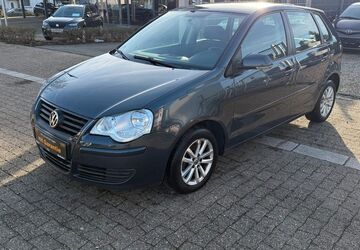 VW Polo 127.715 km 3.200 &euro; Oberhausen 46145