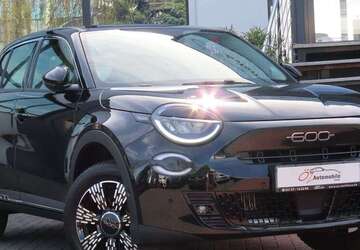 Fiat 600 12.839 km 19.900 &euro; Neuss 41469