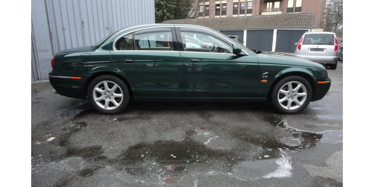 Jaguar S-Type 3.0 V6 Executive Autom Leder Navi Xenon 114.000 km 9.999 &euro; Neuss 41462
