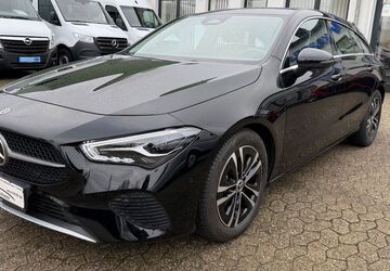 Mercedes-Benz CLA 180 Shooting Brake 5.000 km 31.450 &euro; Krefeld 47799