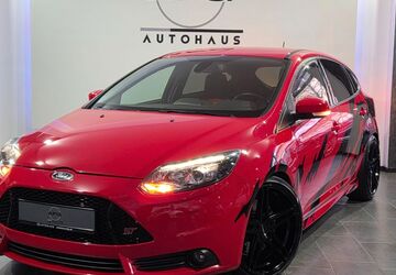 Ford Focus 66.811 km 16.995 &euro; Wuppertal 42285