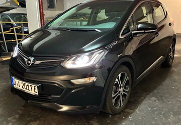 Opel Ampera-e 44.000 km 13.490 &euro; Düsseldorf 40227