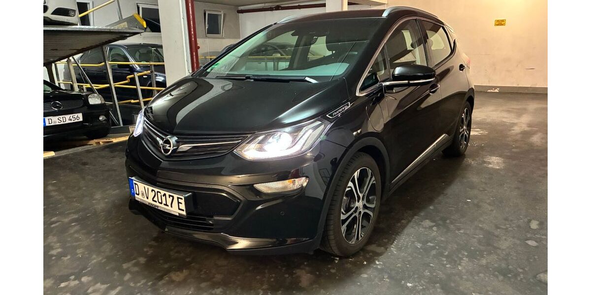 Opel Ampera-e 44.000 km 13.490 &euro; Düsseldorf 40227