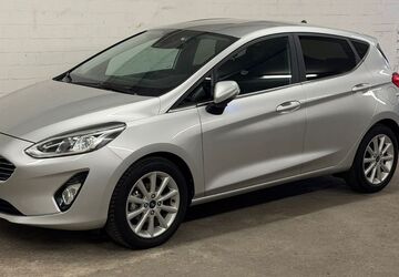 Ford Fiesta 52.300 km 9.800 &euro; Düsseldorf 40468