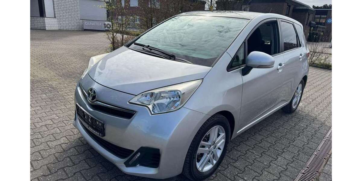 Toyota Verso-S 176.000 km 3.999 &euro; Mönchengladbach 41238