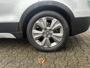 Suzuki SX4 S-Cross 1.0 AT Comfort +Navi+BT+Sitzhzg+Key+ 48.552 km 15.998 &euro; Meerbusch 40667