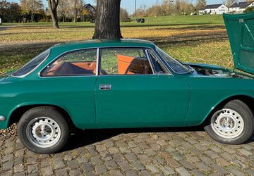 Alfa Romeo Junior 69.580 km 38.000 &euro; Düsseldorf 47055