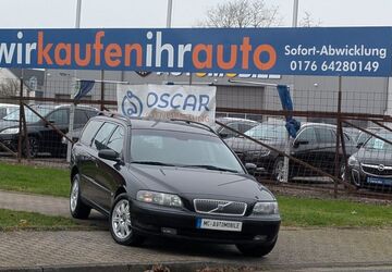 Volvo V70 334.000 km 2.499 &euro; Kempen 47906