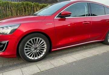 Ford Focus 93.000 km 15.700 &euro; Pulheim 50259