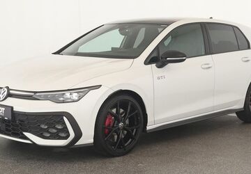VW Golf 15.300 km 36.484 &euro; Düsseldorf 40233