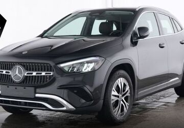 Mercedes-Benz GLA 180 2.848 km 35.480 &euro; Neuss 41464