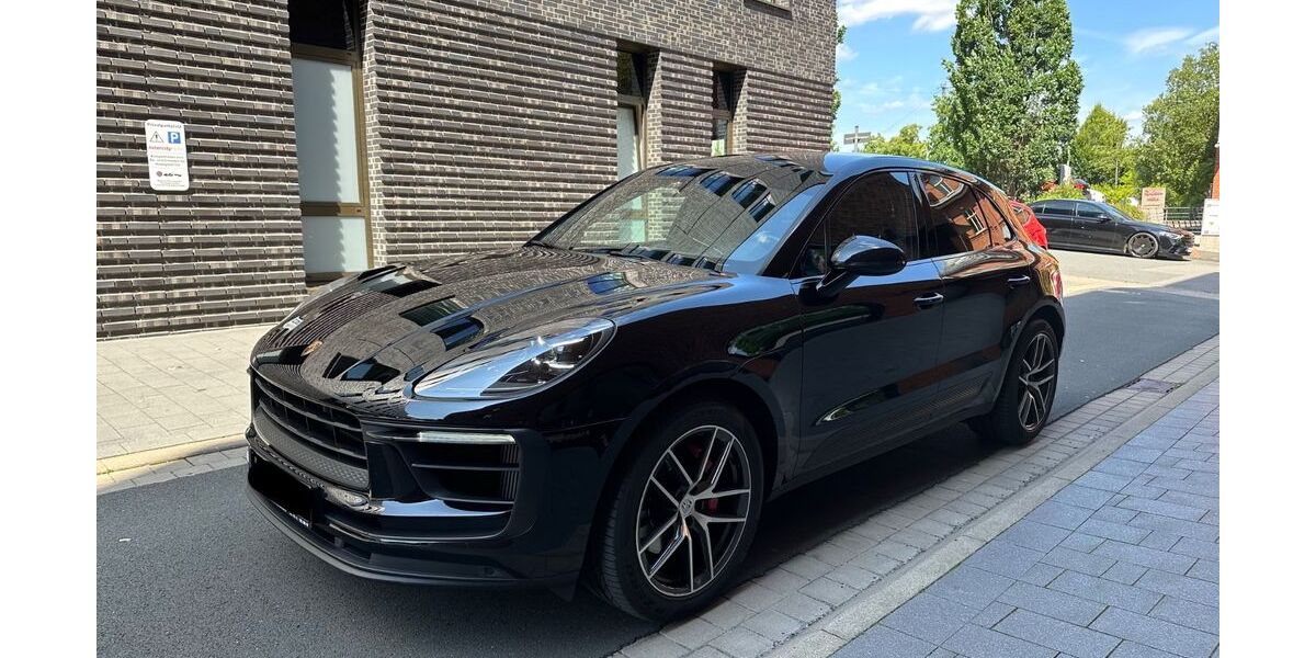 Porsche Macan 130.000 km 50.900 &euro; Düsseldorf 40549