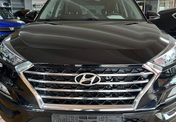 Hyundai TUCSON 100.000 km 14.990 &euro; Oberhausen 46145