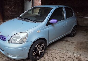 Toyota Yaris 175.592 km 2.900 &euro; Rommerskirchen 41569