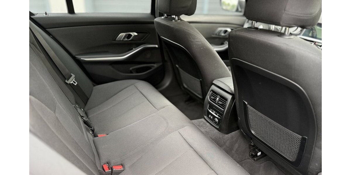 BMW 320d Advantage / Schiebedach / Navi / Keyless 94.000 km 26.290 &euro; Mönchengladbach 41066