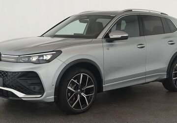 VW Tiguan 27.800 km 46.284 &euro; Neuss 41464