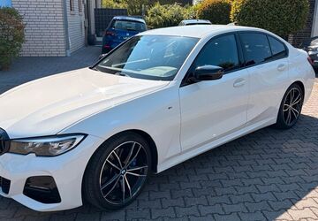 BMW 330 95.355 km 29.300 &euro; Düsseldorf 40235