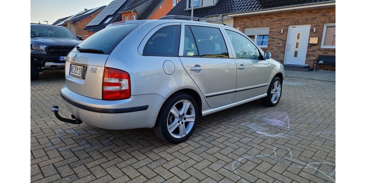 Skoda Fabia 389.000 km 2.200 &euro; Dormagen 41539