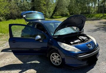 Peugeot 207 193.000 km 1.950 &euro; Düsseldorf 40625