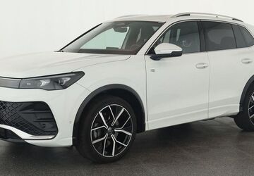 VW Tiguan 16.700 km 45.184 &euro; Düsseldorf 40233