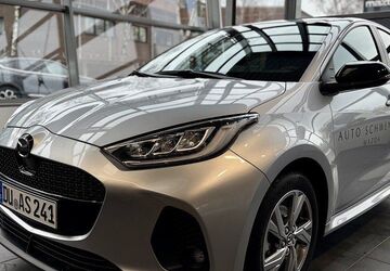 Mazda 2 Hybrid 3.297 km 25.995 &euro; Duisburg 47166