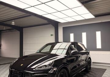 Porsche Cayenne 132.000 km 56.500 &euro; Düsseldorf 40593
