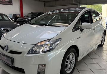 Toyota Prius 86.300 km 11.500 &euro; Leverkusen 51371